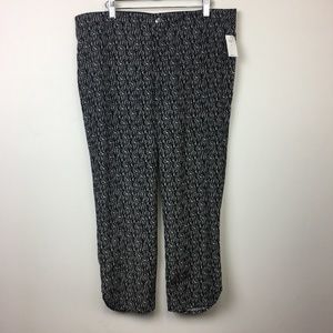 NWT Gap Black & White Print Cropped Track Pants